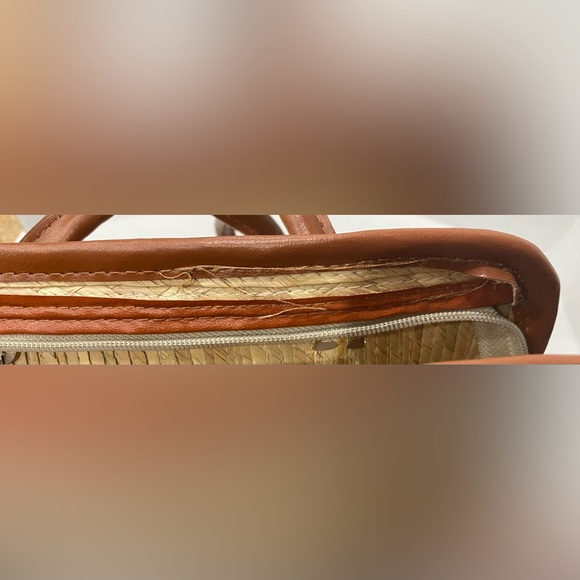 Frida Kahlo handwoven (cartoon) Palm Leaf Tote Bag made in Mexico - Picture 5 of 5